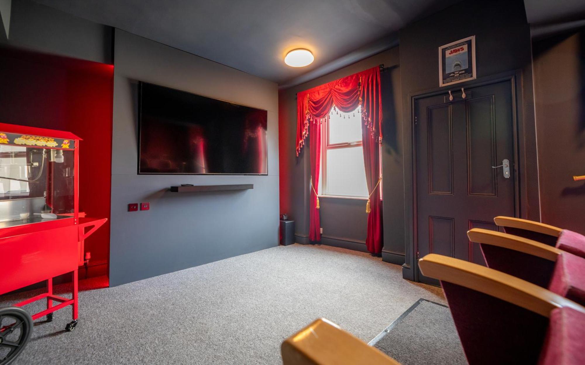 The Cadnant Holiday House Llandudno Exterior foto